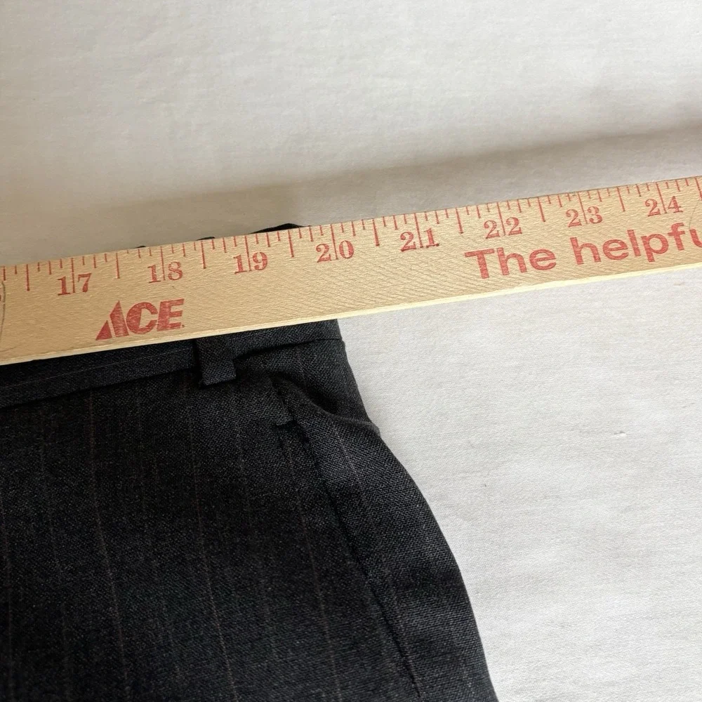 RARE Vintage Southwick 2 Piece Dark Gray Striped  Wool Suit 44R 39x31 Lined Read